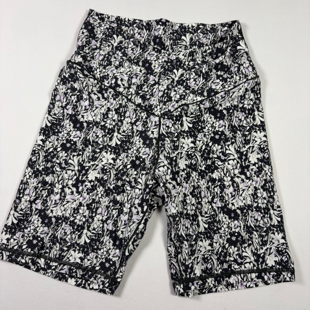 OFFLINE by Aerie Real Me High Rise Crossover Floral Bike Shorts Yoga Pilates Gym
